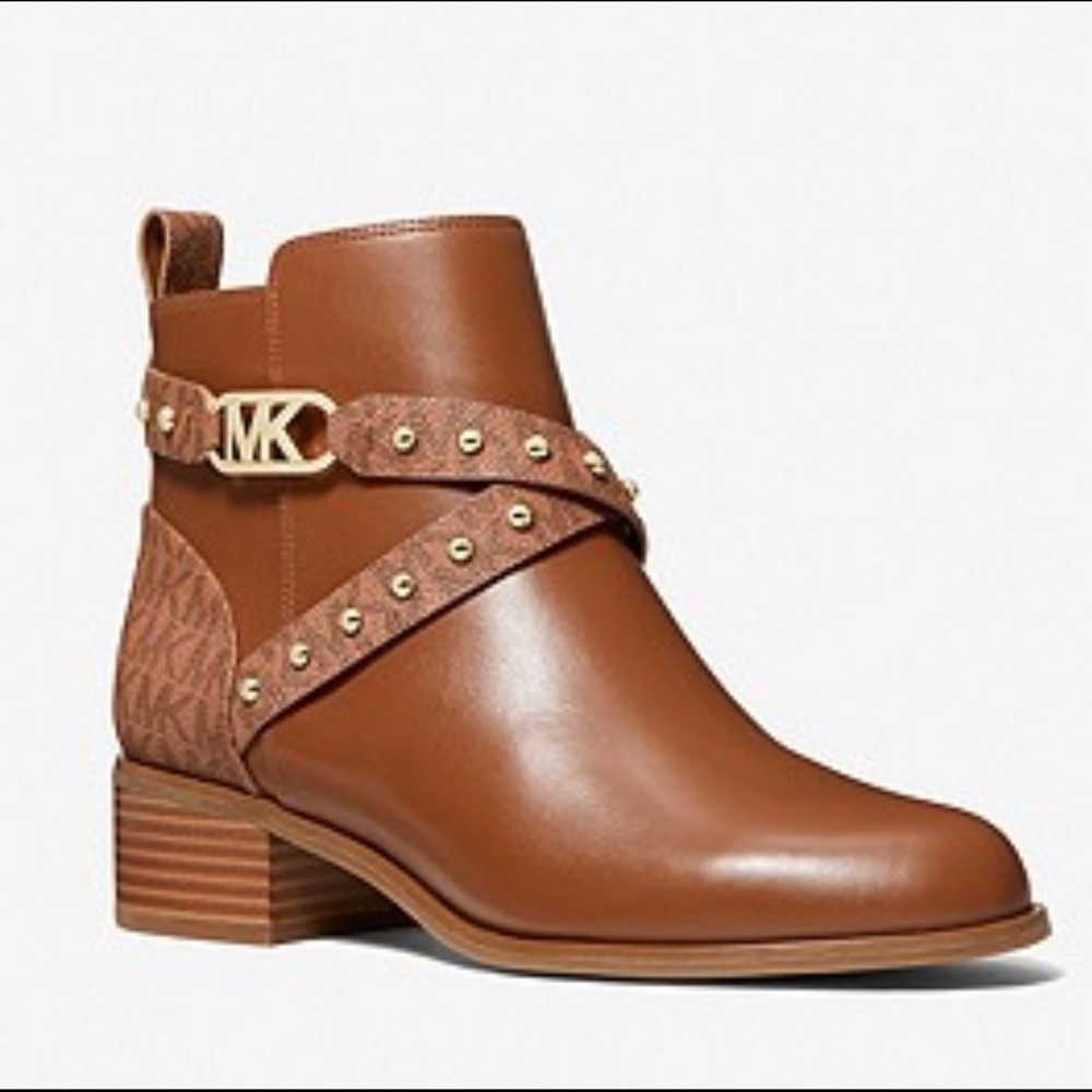 Brand new in box. Size 11 womens. Missed the return date.
